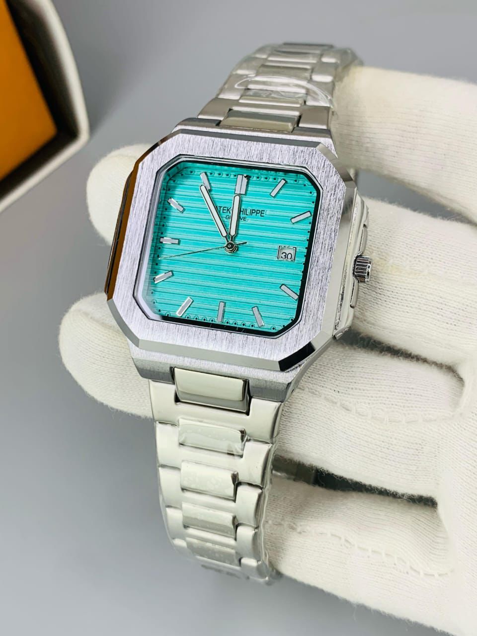 Patek Phillipe Cubitus Date Working With Butterfly Lock