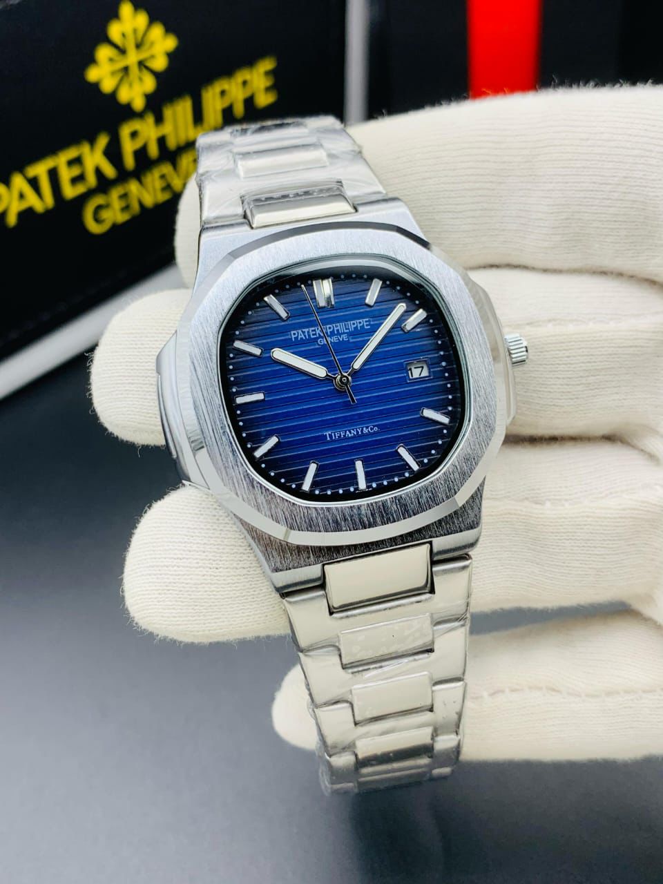 Patek Phillipe Nautilus <Date & Day Working - Decent Look Watch