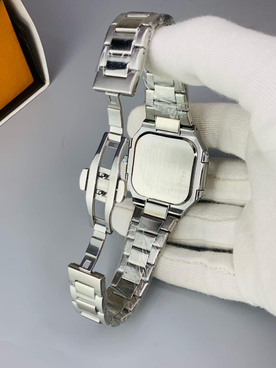 Patek Phillipe Cubitus Date Working With Butterfly Lock